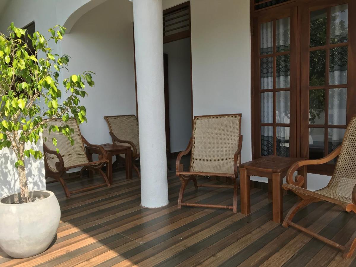 The Dalawella Porch House Apartment Galle Bagian luar foto